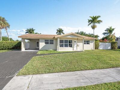 5040 NE 22nd Avenue, Lighthouse Point, FL 33064