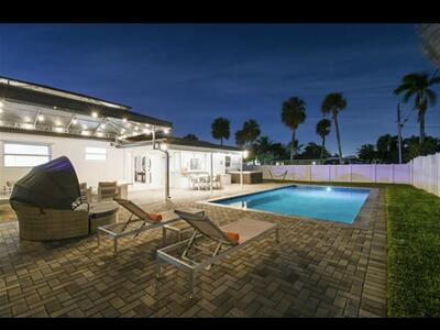 5040 NE 22nd Avenue, Lighthouse Point, FL 33064