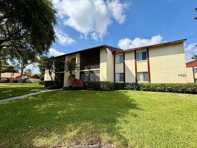 4933 Sable Pine Circle, West Palm Beach, FL 33417