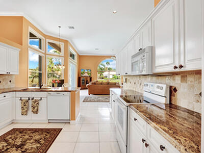 71 Cayman Place, Palm Beach Gardens, FL 33418