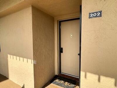 7770 Tahiti Lane, Lake Worth, FL 33467