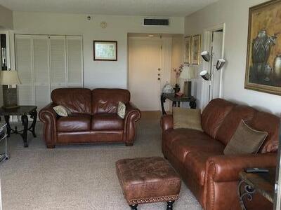 6895 Willow Wood Drive, Boca Raton, FL 33434