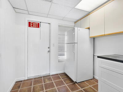 215 NW 3rd Street, Boynton Beach, FL 33435