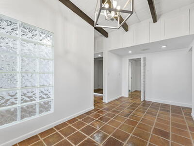 215 NW 3rd Street, Boynton Beach, FL 33435