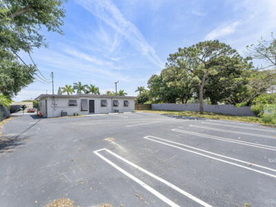 215 NW 3rd Street, Boynton Beach, FL 33435