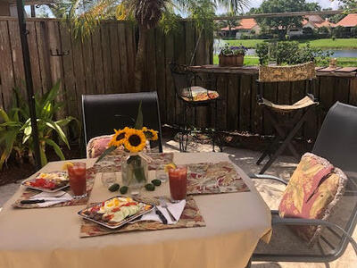5621 56th Way, West Palm Beach, FL 33409