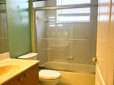 6120 Spring Lake Terrace, Fort Pierce, FL 34951