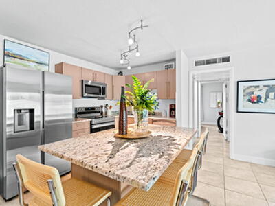 3725 S Olive Ave, West Palm Beach, FL 33405