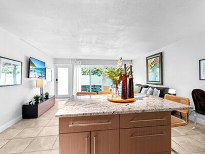 3725 S Olive Ave, West Palm Beach, FL 33405