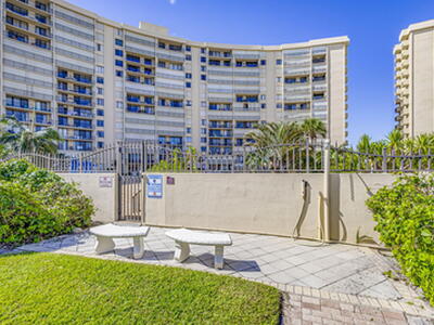 100 Ocean Trail Way, Jupiter, FL 33477