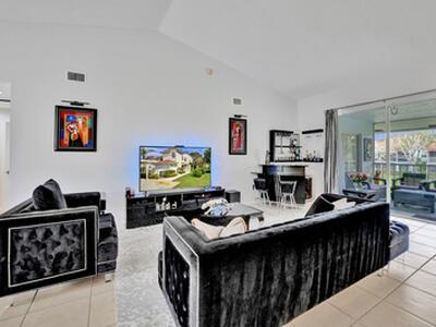 7669 Springwater Place, Boynton Beach, FL 33437