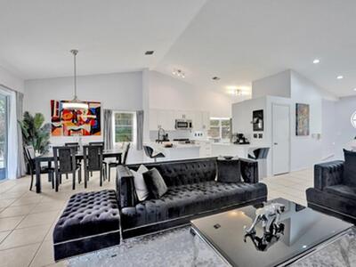 7669 Springwater Place, Boynton Beach, FL 33437