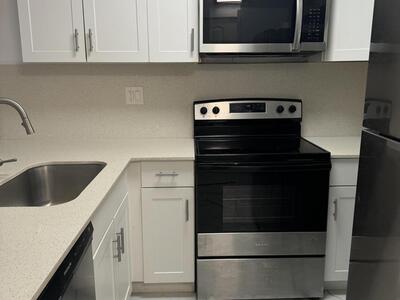 2771 Riverside Drive, Coral Springs, FL 33065