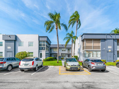 6 Burgundy A, Delray Beach, FL 33484
