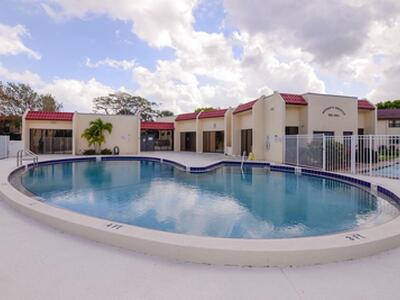 2050 Oleander Boulevard, Fort Pierce, FL 34950