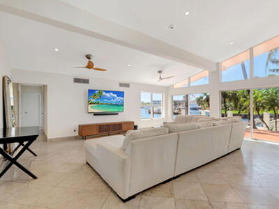 3040 Jasmine Terrace, Delray Beach, FL 33483