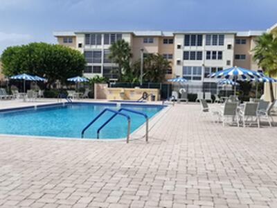 330 NE 26th Avenue, Boynton Beach, FL 33435