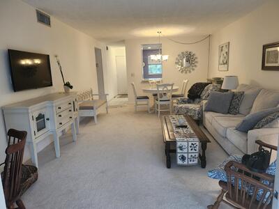330 NE 26th Avenue, Boynton Beach, FL 33435