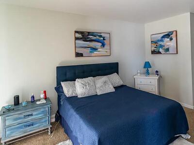 706 Executive Center Drive, West Palm Beach, FL 33401