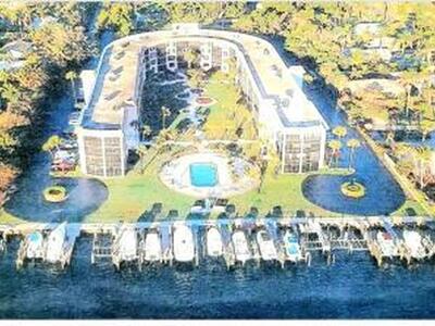 2424 N Federal Hwy 305 Highway