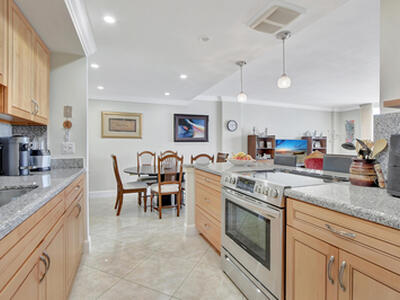 2121 N Ocean 1405e Boulevard, Boca Raton, FL 33431