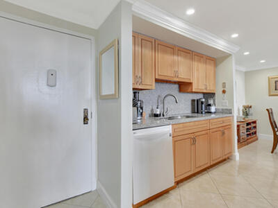 2121 N Ocean 1405e Boulevard, Boca Raton, FL 33431