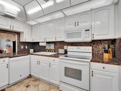 2871 N Ocean Boulevard, Boca Raton, FL 33431