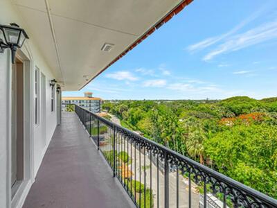 2871 N Ocean Boulevard, Boca Raton, FL 33431