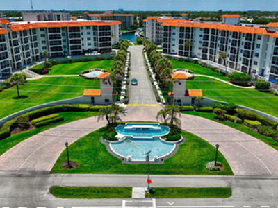 2871 N Ocean Boulevard, Boca Raton, FL 33431