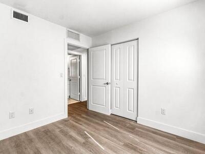 4400 Greenwood Avenue, West Palm Beach, FL 33407