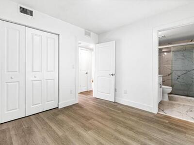 4400 Greenwood Avenue, West Palm Beach, FL 33407