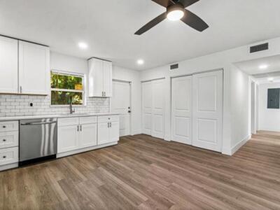 4400 Greenwood Avenue, West Palm Beach, FL 33407