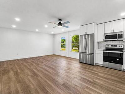 4400 Greenwood Avenue, West Palm Beach, FL 33407