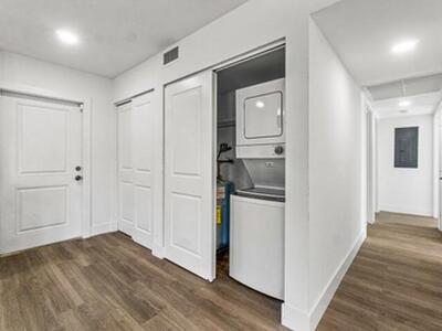 4400 Greenwood Avenue, West Palm Beach, FL 33407