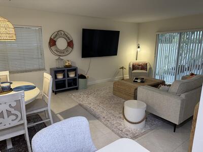 176 Seabreeze Circle, Jupiter, FL 33477