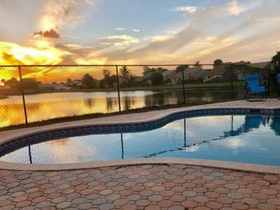 6158 Country Fair Circle Circle