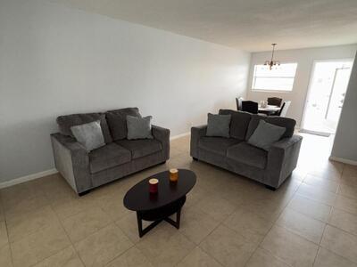 2213 NE Ne 1st Court, Boynton Beach, FL 33435