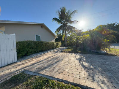 9420 Nickels Boulevard, Boynton Beach, FL 33436