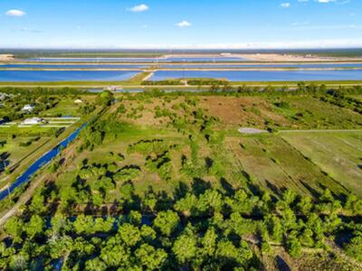 3060 Gator Pond Lane, Loxahatchee, FL 33470