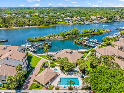 533 Oak Harbour Drive, Juno Beach, FL 33408