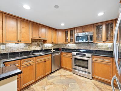 533 Oak Harbour Drive, Juno Beach, FL 33408