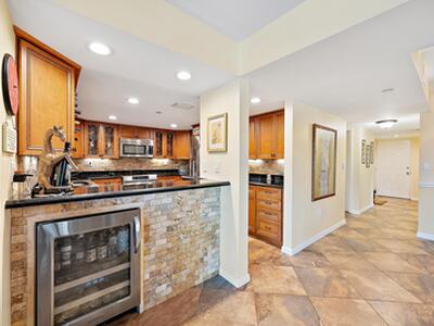 533 Oak Harbour Drive, Juno Beach, FL 33408