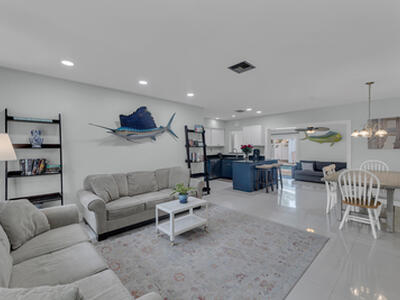 348 SE 18th Avenue, Deerfield Beach, FL 33441