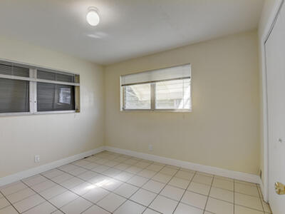 811 SE 3rd Avenue, Delray Beach, FL 33483