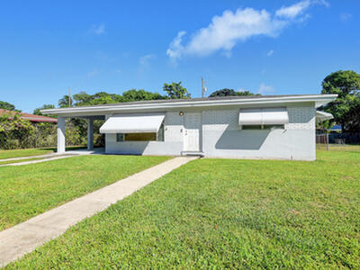 811 SE 3rd Avenue, Delray Beach, FL 33483