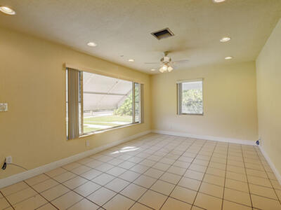 811 SE 3rd Avenue, Delray Beach, FL 33483