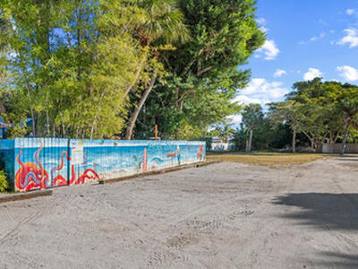 3320 NE Pineapple Avenue, Jensen Beach, FL 34957