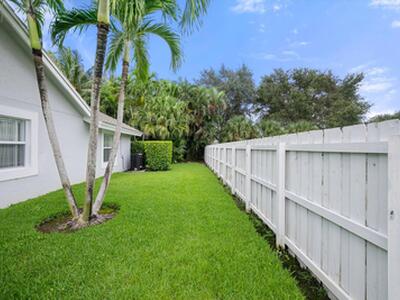 13741 Sheffield Street, Wellington, FL 33414