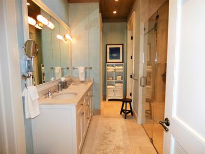 521 S Beach Road, Jupiter Island, FL 33455