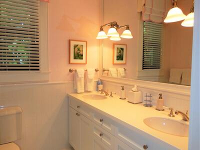 521 S Beach Road, Jupiter Island, FL 33455